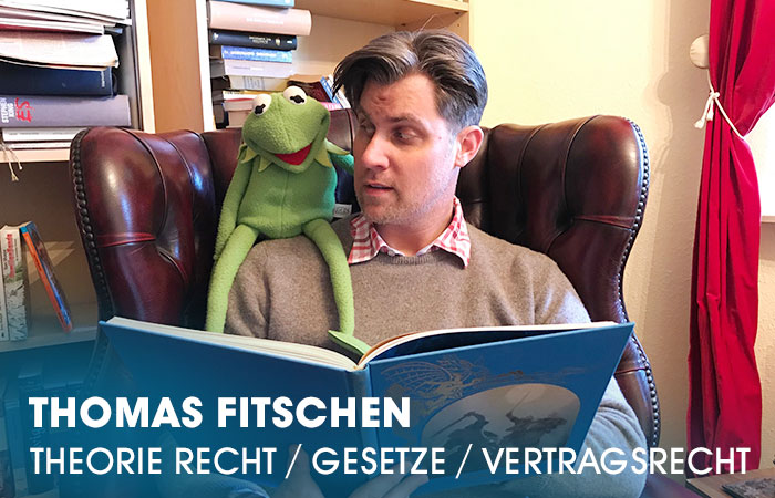 Der Dozent Thomas Fitschen lehrt an der Artrium Schauspielschule Hamburg das Fach Theorie Recht / Gesetzesgrundlagen / Vertragsrecht